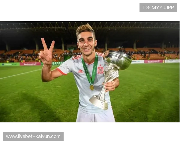 尼斯前锋入选法国国家队初选名单，有望完成首秀